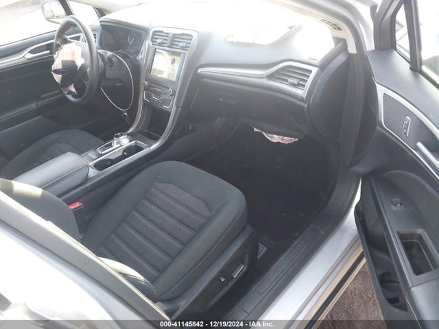 Ford FUSION SE 2018 3FA6P0H75JR286345 Image 5