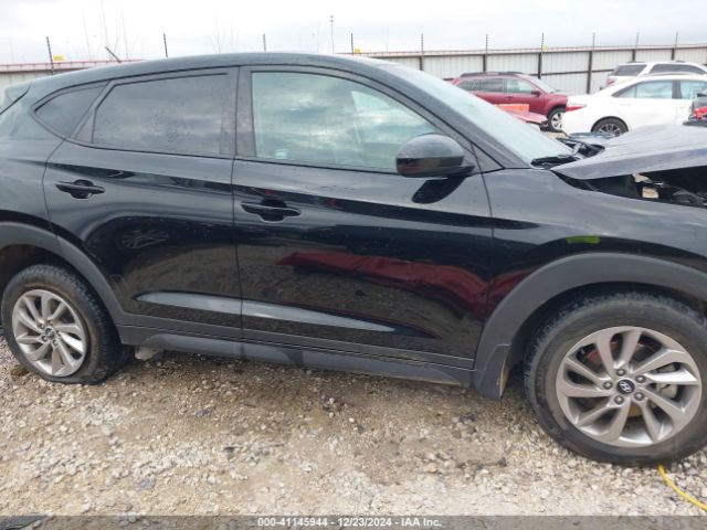 KM8J2CA41JU664783 Hyundai TUCSON SE