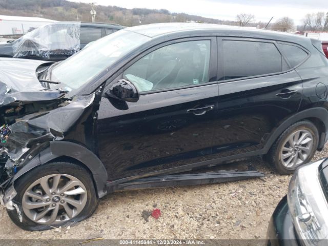 KM8J2CA41JU664783 Hyundai TUCSON SE