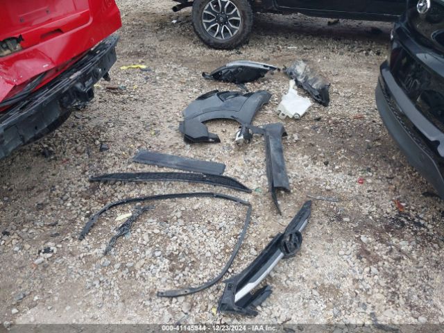 KM8J2CA41JU664783 Hyundai TUCSON SE