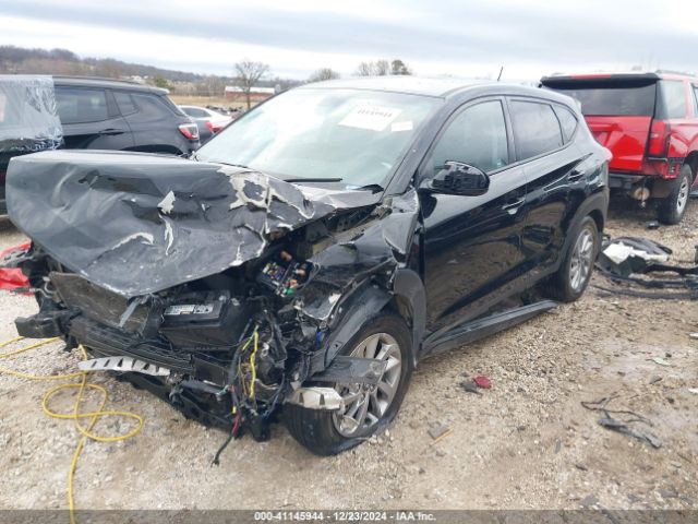 KM8J2CA41JU664783 Hyundai TUCSON SE