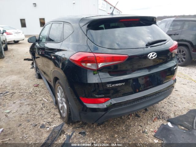 KM8J2CA41JU664783 Hyundai TUCSON SE