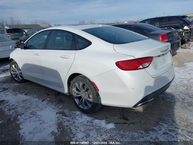 Chrysler 200 S 2015 1C3CCCBGXFN620676 Image 3