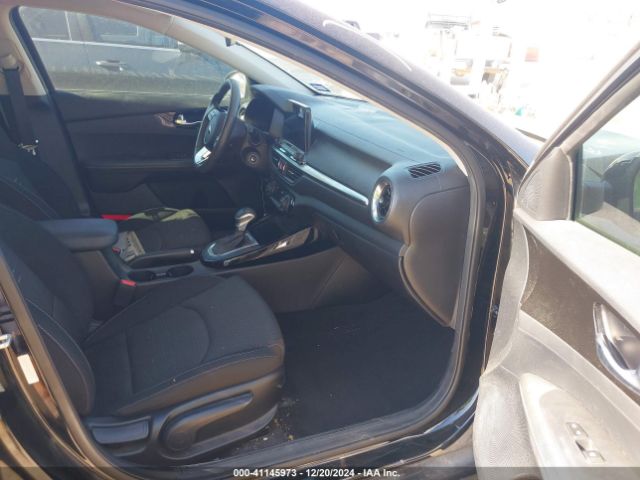 3KPF34AD2KE027804 KIA FORTE S