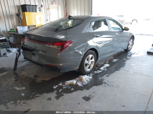 KMHLL4AG7MU155789 Hyundai ELANTRA SE