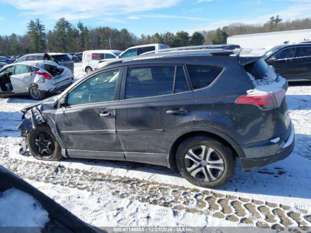 JTMBFREV8JJ259217 Toyota RAV4 LE