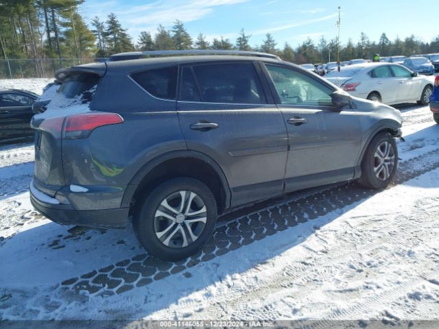 JTMBFREV8JJ259217 Toyota RAV4 LE