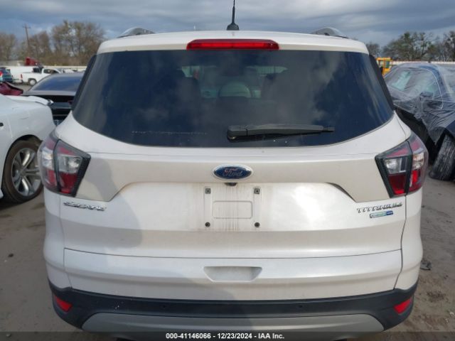 1FMCU9J95HUA92659 Ford Escape Titanium