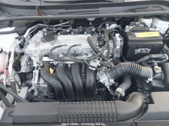 5YFEPMAE9NP318604 Toyota COROLLA LE