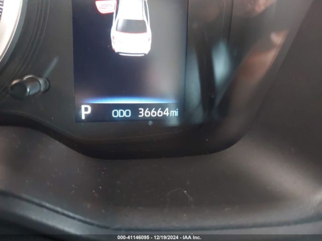 5YFEPMAE9NP318604 Toyota COROLLA LE