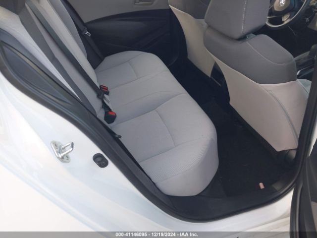 5YFEPMAE9NP318604 Toyota COROLLA LE
