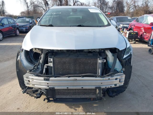 1GYKNFRSXJZ143093 Cadillac Xt5 Premium Luxury