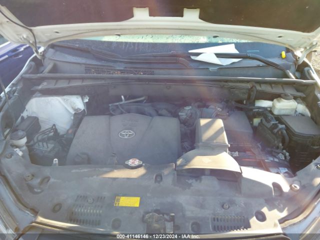 5TDDZRFHXJS852511 Toyota Highlander Limited