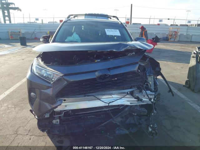 2T3C1RFV8MC171440 Toyota Rav4 Xle Premium