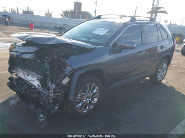 2T3C1RFV8MC171440 Toyota Rav4 Xle Premium