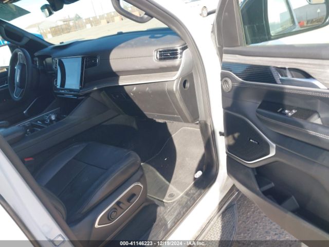 1C4SJSBP7PS568384 Jeep Wagoneer L Series Ii 4x4