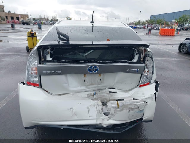Toyota PRIUS PLUG-IN 2014 JTDKN3DP0E3055427 Image 16