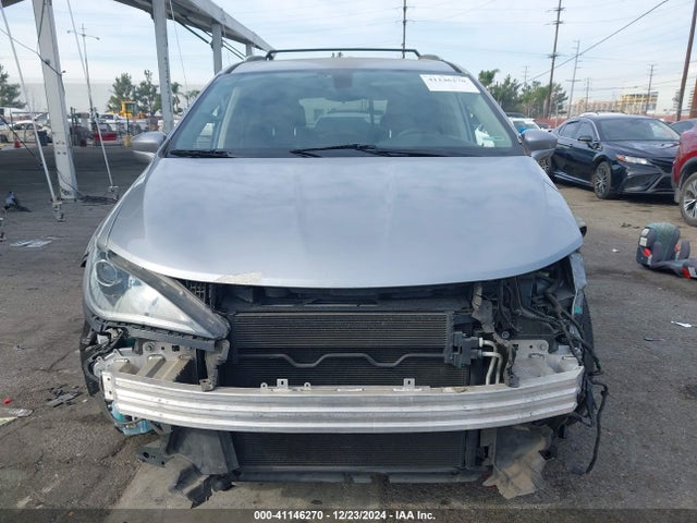 Chrysler Pacifica Touring L 2018 2C4RC1BG5JR269343 Image 13