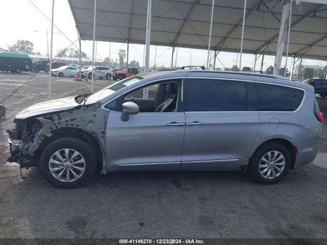 Chrysler Pacifica Touring L 2018 2C4RC1BG5JR269343 Image 15
