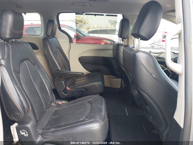 Chrysler Pacifica Touring L 2018 2C4RC1BG5JR269343 Image 8