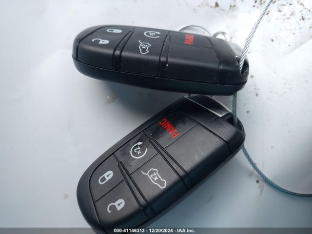 1C4RJFAG6KC528596 Jeep Grand Cherokee Altitude 4x4