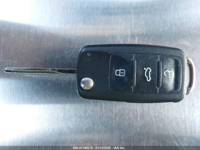 3VW2B7AJ4HM387032 Volkswagen Jetta 1.4t S