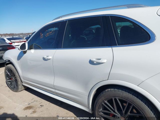 WP1AB2A23FLA61052 Porsche CAYENNE S
