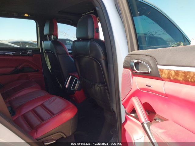 WP1AB2A23FLA61052 Porsche CAYENNE S