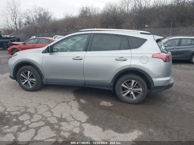 2T3RFREV1GW484068 Toyota Rav4 Xle