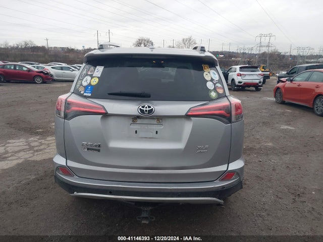 2T3RFREV1GW484068 Toyota Rav4 Xle