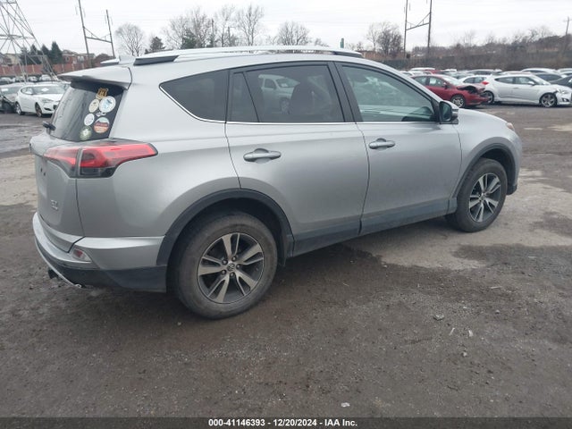 2T3RFREV1GW484068 Toyota Rav4 Xle