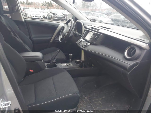 2T3RFREV1GW484068 Toyota Rav4 Xle