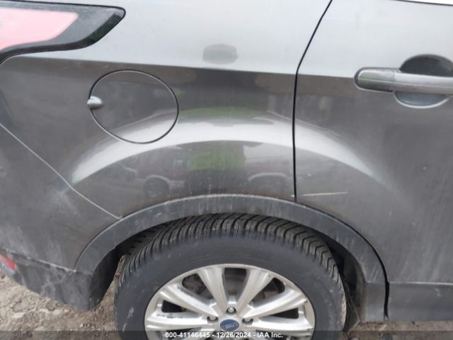 1FMCU9J94HUC13309 Ford Escape Titanium
