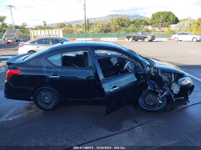 3N1CN7AP9HL815088 Nissan 2017