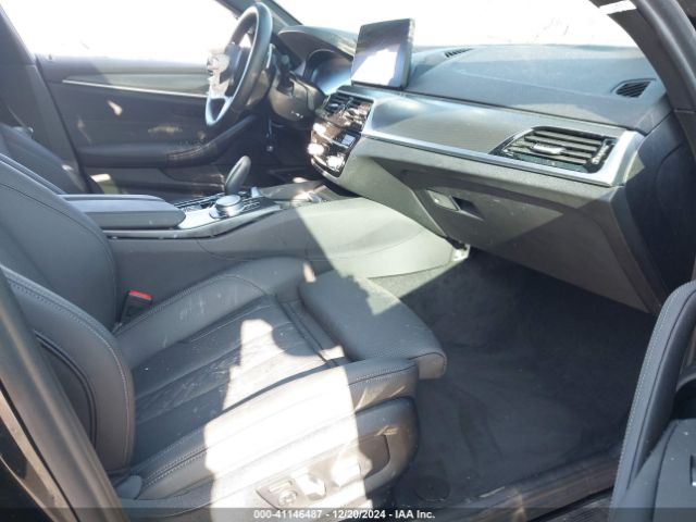 WBA53BJ04NWX52132 BMW 540 I