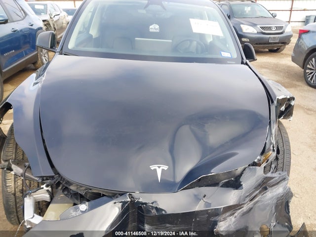 2024 TESLA MODEL Y 7SAYGDED4RF042898 Photo 9