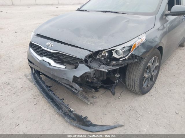 3KPF24AD3KE111262 KIA Forte Lxs