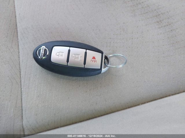 KNMAT2MV1GP673314 Nissan ROGUE SV