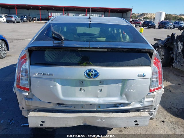 Toyota Prius Two 2014 JTDKN3DU1E0370146 Image 17