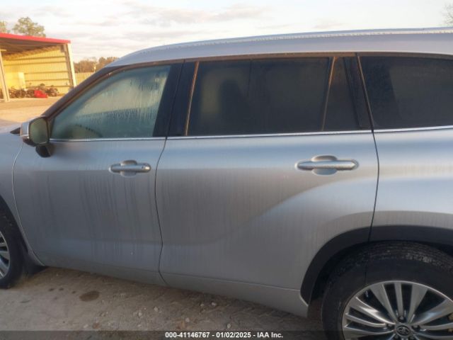 5TDKDRAH7PS508785 Toyota Highlander Platinum