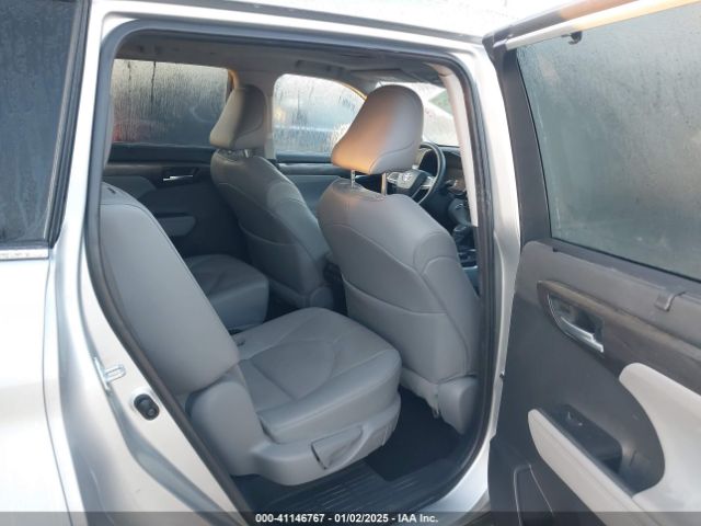 5TDKDRAH7PS508785 Toyota Highlander Platinum