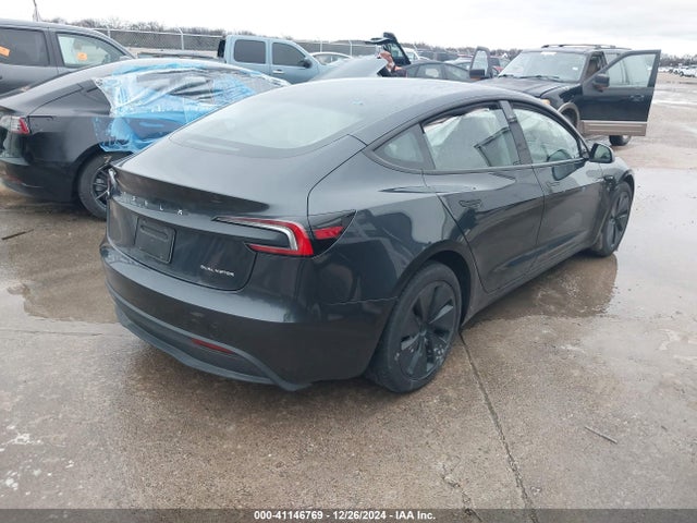 2024 TESLA MODEL 3 5YJ3E1EB9RF735489 Photo 3