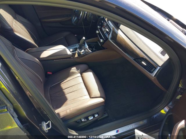 WBAJB9C51JB049513 BMW M550i Xdrive