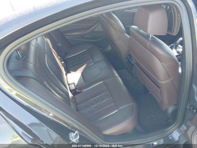 WBAJB9C51JB049513 BMW M550i Xdrive