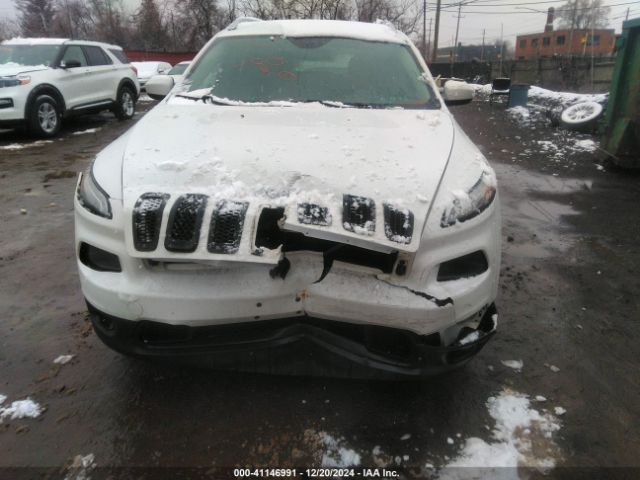 1C4PJMCB5FW509555 Jeep Cherokee North