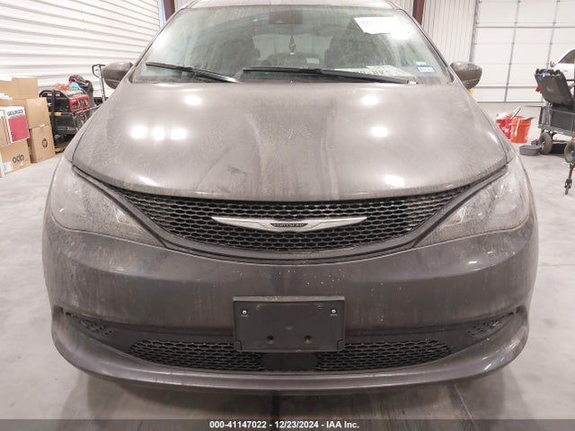 2C4RC1CG2PR566321 Chrysler Voyager Lx