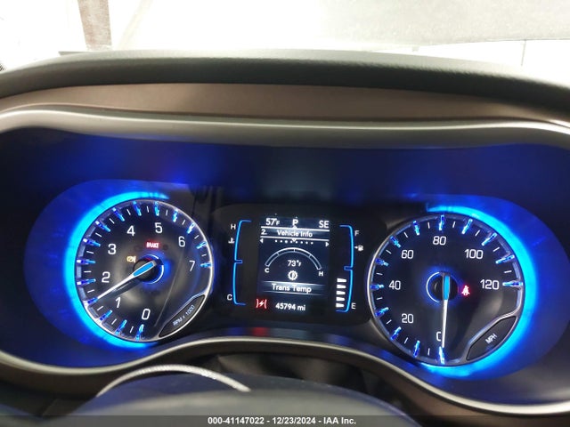 2C4RC1CG2PR566321 Chrysler Voyager Lx