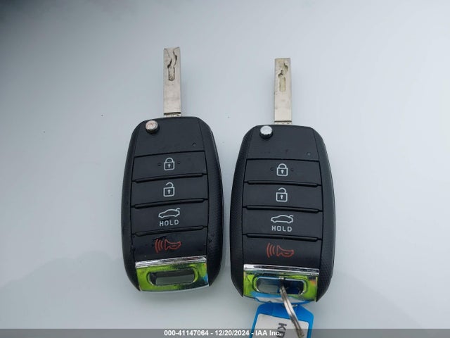 KIA Optima Lx 2018 5XXGT4L35JG270182 Image 11