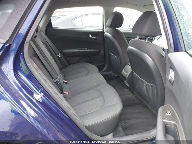 KIA Optima Lx 2018 5XXGT4L35JG270182 Image 8