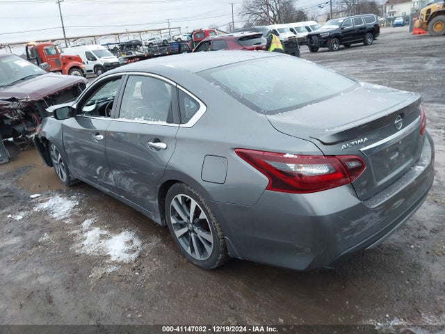 Nissan Altima 2.5 Sr 2017 1N4AL3AP3HC279422 Image 3